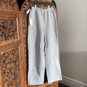 Aritzia wide leg sweatpants